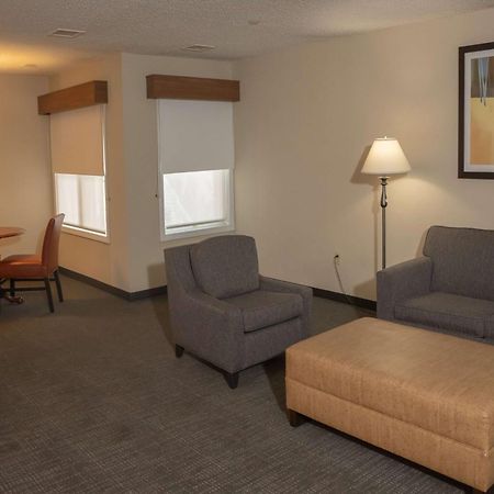 Hawthorn Suites By Wyndham Erie Kearsarge Экстерьер фото