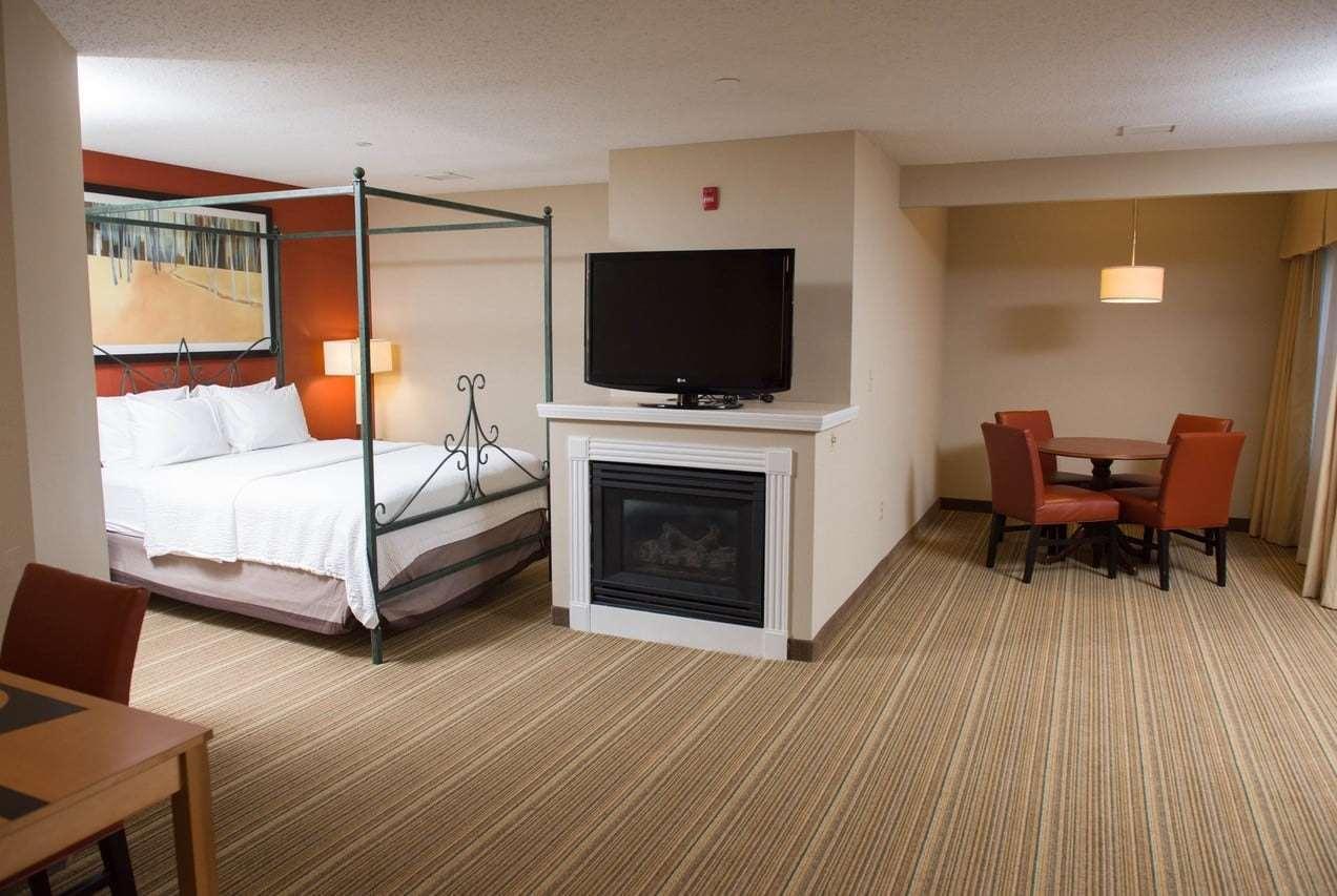 Hawthorn Suites By Wyndham Erie Kearsarge Экстерьер фото