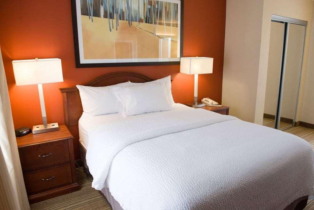 Hawthorn Suites By Wyndham Erie Kearsarge Номер фото