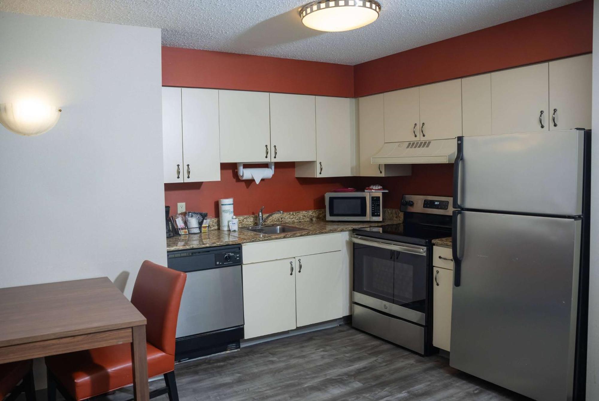 Hawthorn Suites By Wyndham Erie Kearsarge Экстерьер фото